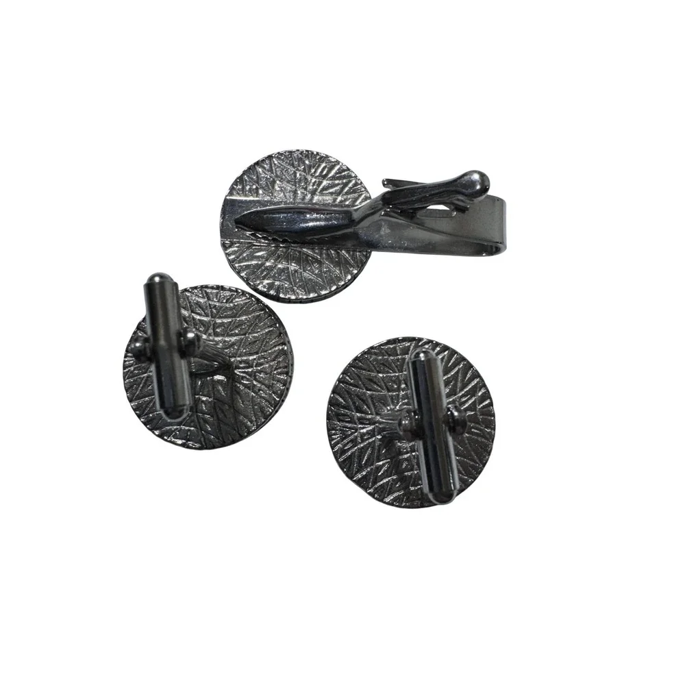 Silver Tone Interlocking Circle Design Cufflinks and Tie Clip Set‎